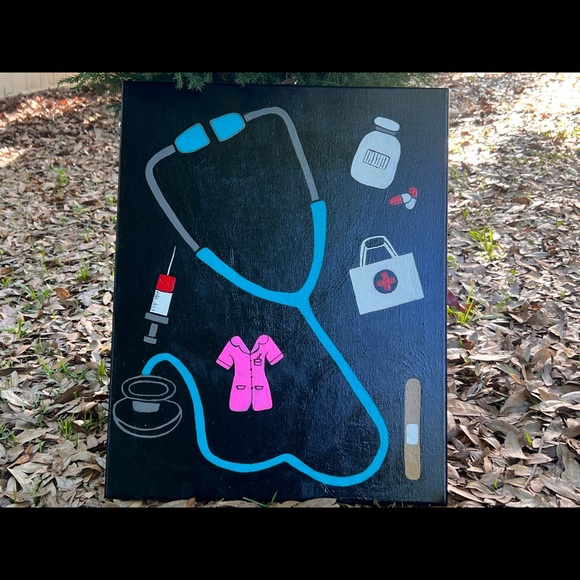 Nurse supplies - Picture 5 of 5